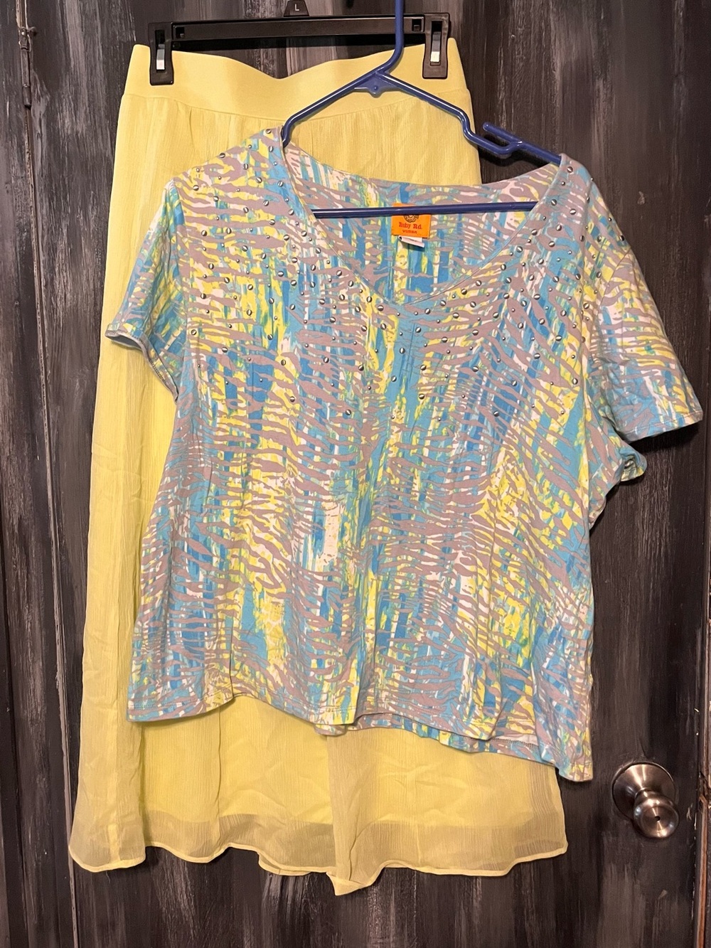 Ruby Rd. Short Sleeve V-Neck Top in  Blue, Yellow, and Lavender and yellow skirt
